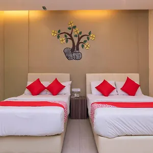 2* Hotel I Leaf Boutique Danga Bay